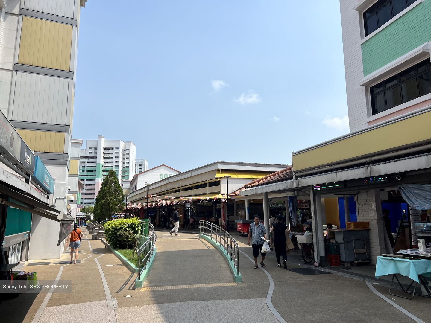 Hong Kah Point (D22), Office #622112171